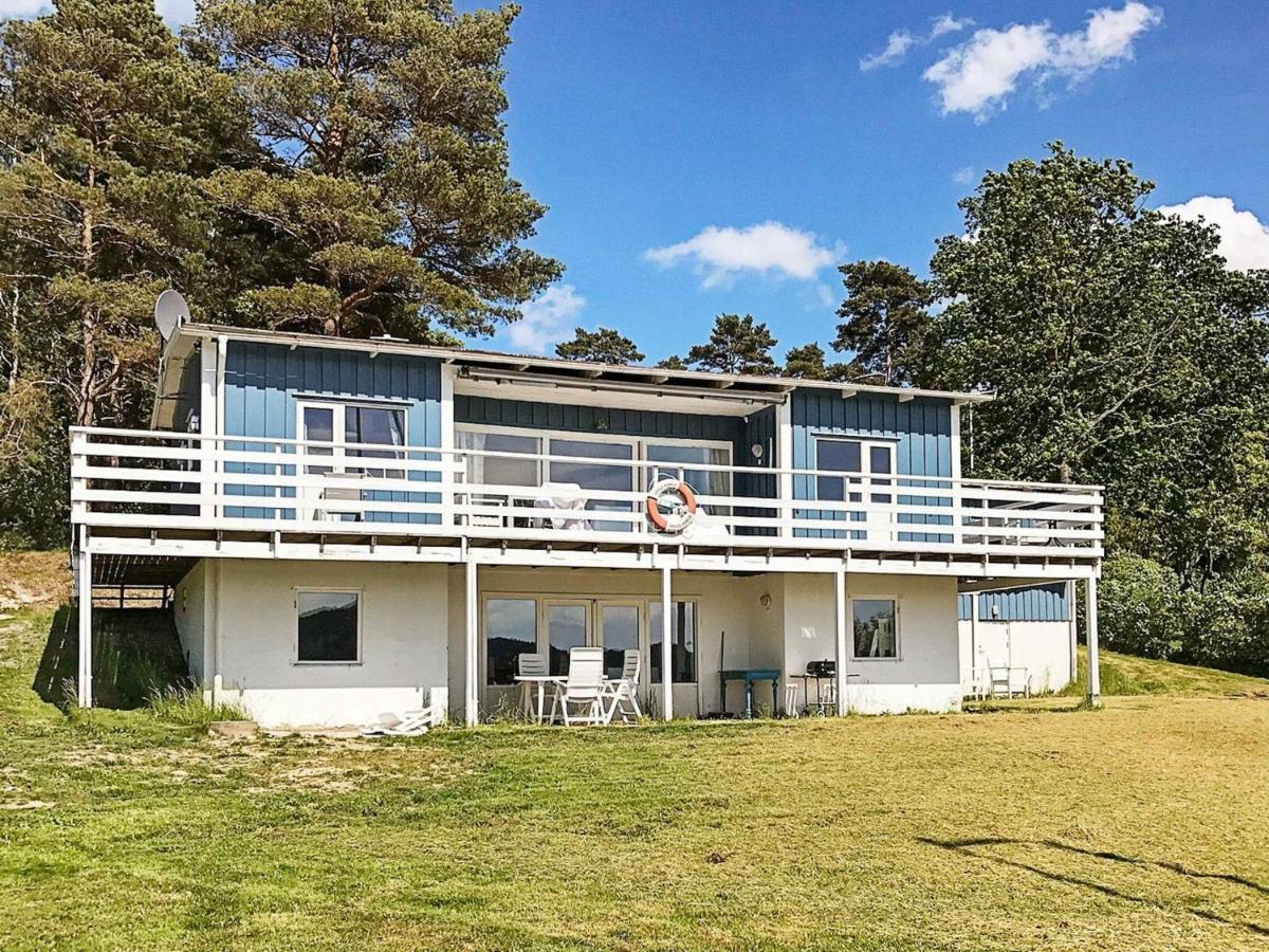 8 Person Holiday Home In Ljungskile Exterior foto